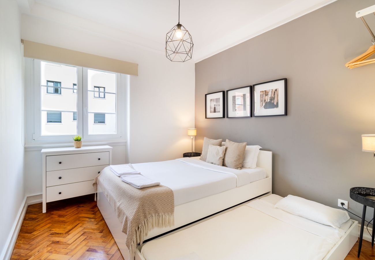 Apartamento em Lisboa - Cozy Downtown Avenue 3D by Central Hill