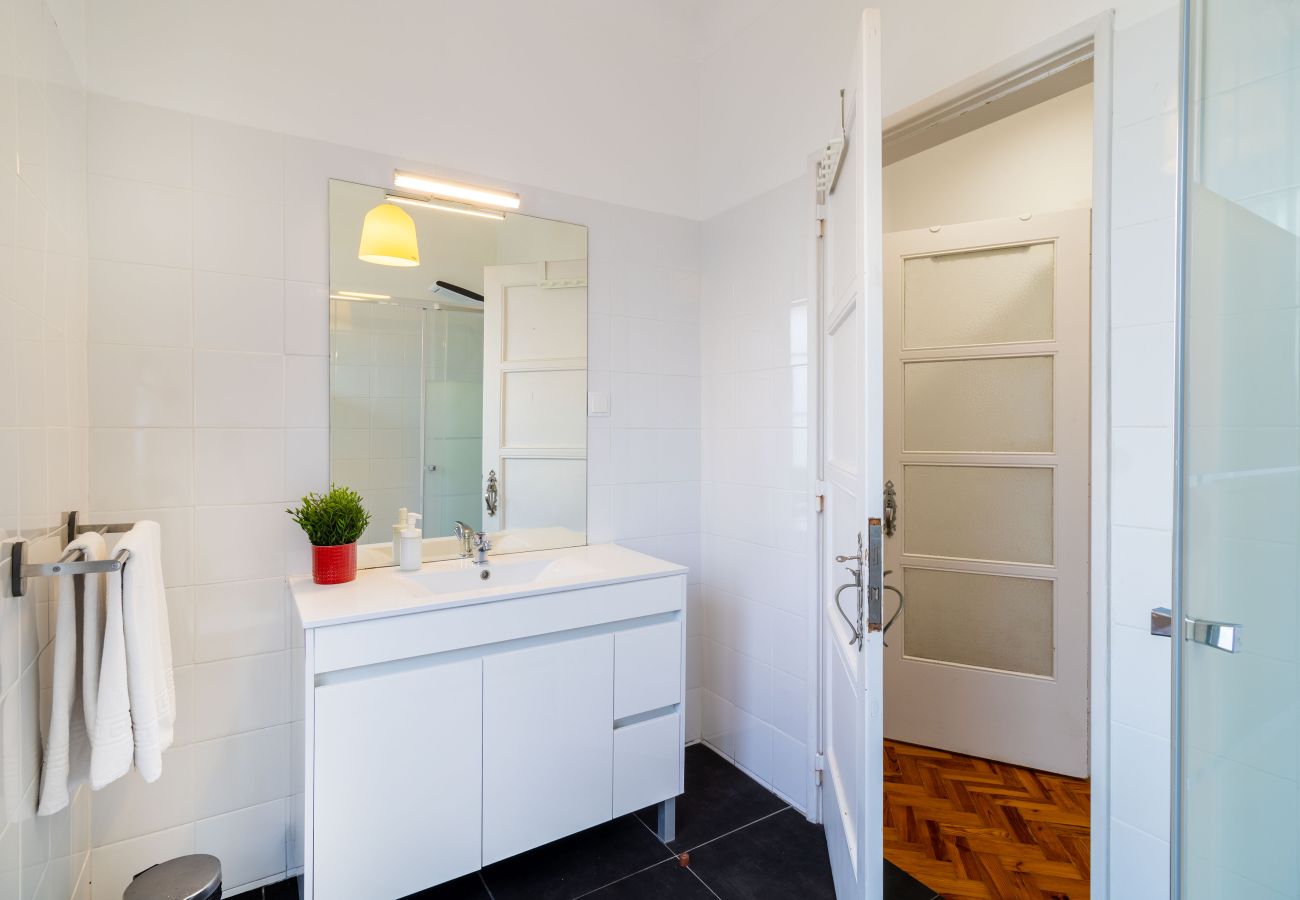 Apartamento em Lisboa - Cozy Downtown Avenue 3D by Central Hill