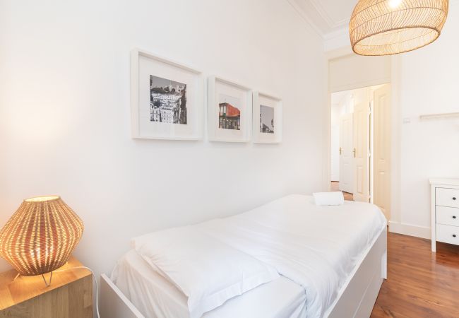 Apartamento em Lisboa - Large Bairro Alto 0D up to 18guests by Central Hill Apartamento em Lisboa - Large Bairro Alto 0D up to 18guests by Central Hill