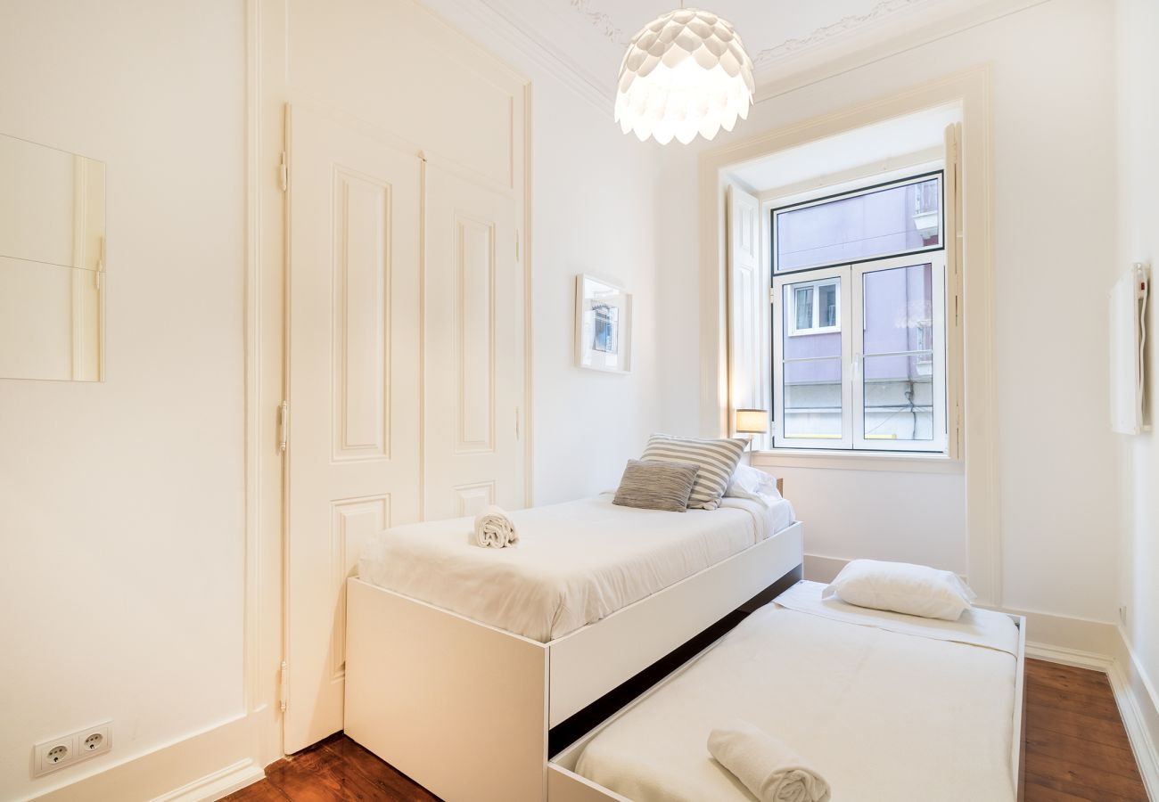 Apartamento em Lisboa - Bairro Alto View 0D up to 18guests by Central Hill
