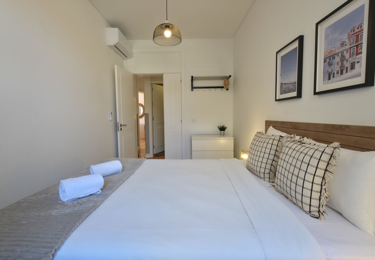 Apartamento em Lisboa - [NEW] Large Bairro Alto 0D up to 18guests by Central Hill