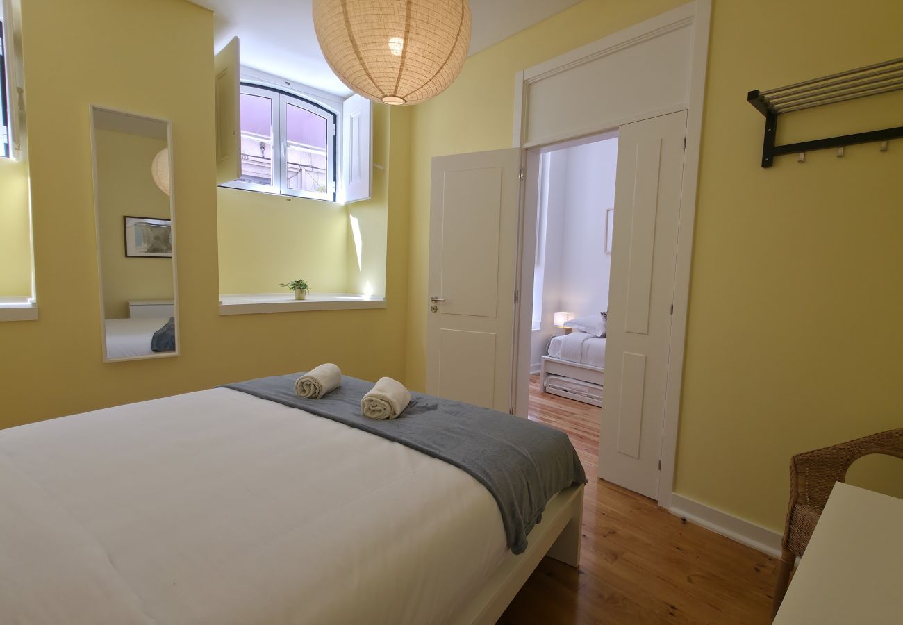 Apartamento em Lisboa - [NEW] Large Bairro Alto 0D up to 18guests by Central Hill