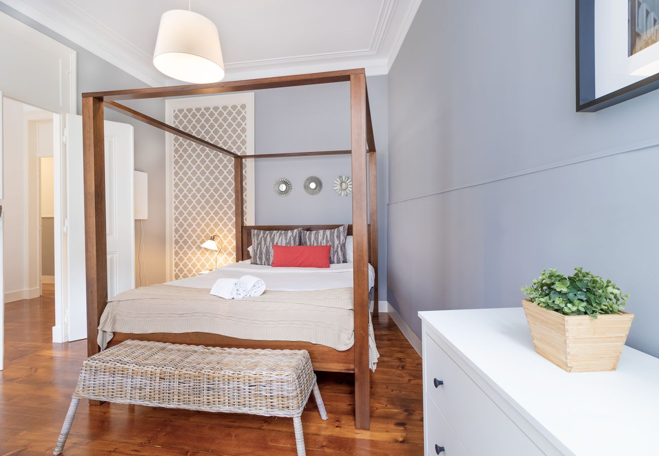 Apartamento em Lisboa - Bairro Alto View 4E up to 22guests by Central Hill Apartamento em Lisboa - Bairro Alto View 4E up to 22guests by Central Hill