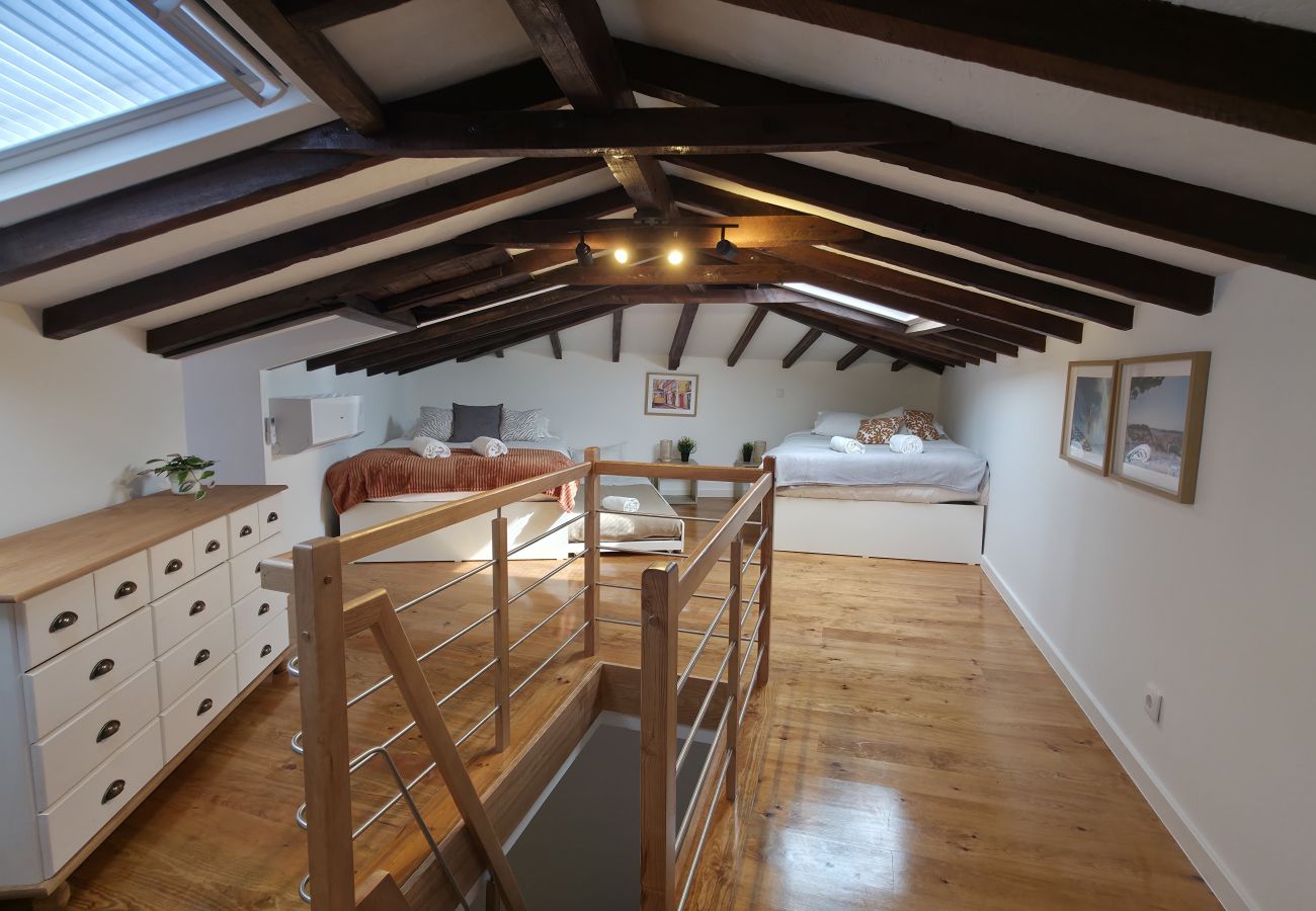 Apartamento em Lisboa - [NEW] Bairro Alto View 4E up to 25guests by Central Hill