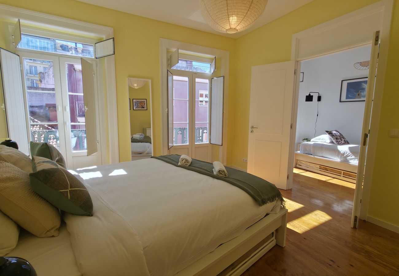 Apartamento em Lisboa - [NEW] Bairro Alto View 4E up to 25guests by Central Hill