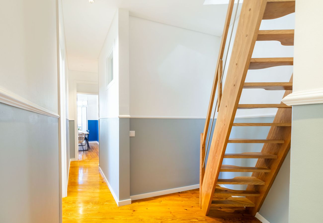 Apartamento em Lisboa - [NEW] Bairro Alto View 4E up to 25guests by Central Hill