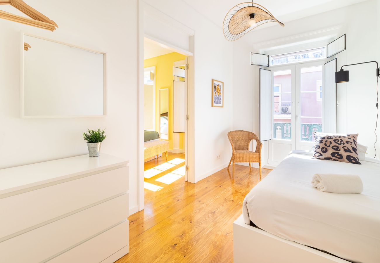 Apartamento em Lisboa - [NEW] Bairro Alto View 4E up to 25guests by Central Hill