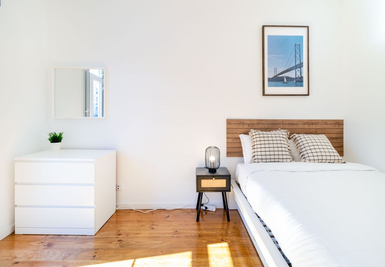 Apartamento em Lisboa - [NEW] Bairro Alto View 4E up to 25guests by Central Hill