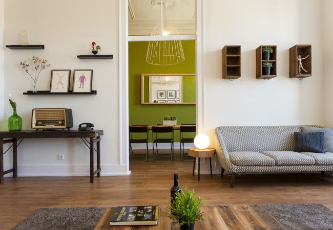 Apartamento em Lisbon - Big Bairro Alto 2D up to 25 guests by Central Hill Apartamento em Lisbon - Big Bairro Alto 2D up to 25 guests by Central Hill