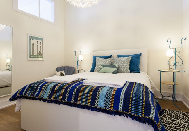 Apartamento em Lisbon - Big Bairro Alto 2D up to 25 guests by Central Hill Apartamento em Lisbon - Big Bairro Alto 2D up to 25 guests by Central Hill