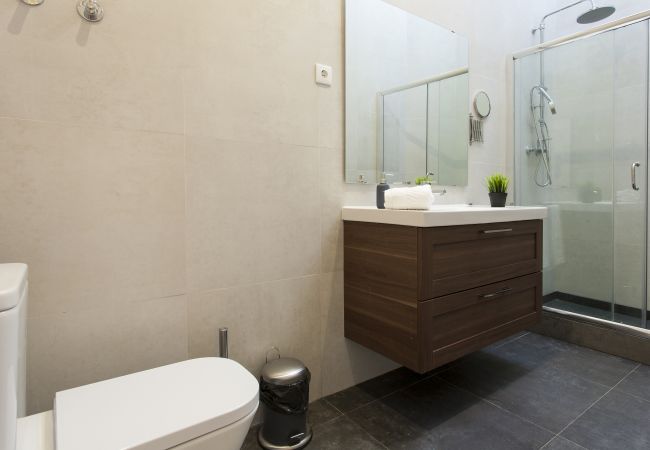 Apartamento em Lisbon - Big Bairro Alto 2D up to 25 guests by Central Hill Apartamento em Lisbon - Big Bairro Alto 2D up to 25 guests by Central Hill