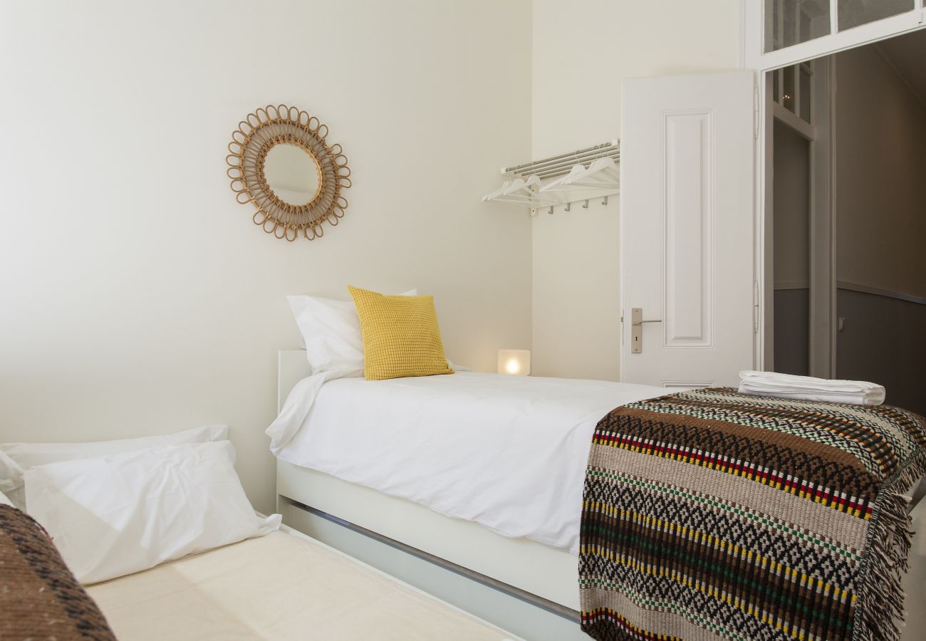 Apartamento em Lisboa - Big Bairro Alto 2D up to 25 guests by Central Hill