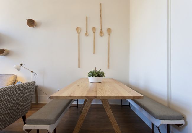 Apartamento em Lisbon - Big Bairro Alto 2E up to 27 guests by Central Hill Apartamento em Lisbon - Big Bairro Alto 2E up to 27 guests by Central Hill