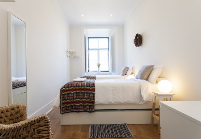 Apartamento em Lisbon - Big Bairro Alto 2E up to 27 guests by Central Hill Apartamento em Lisbon - Big Bairro Alto 2E up to 27 guests by Central Hill