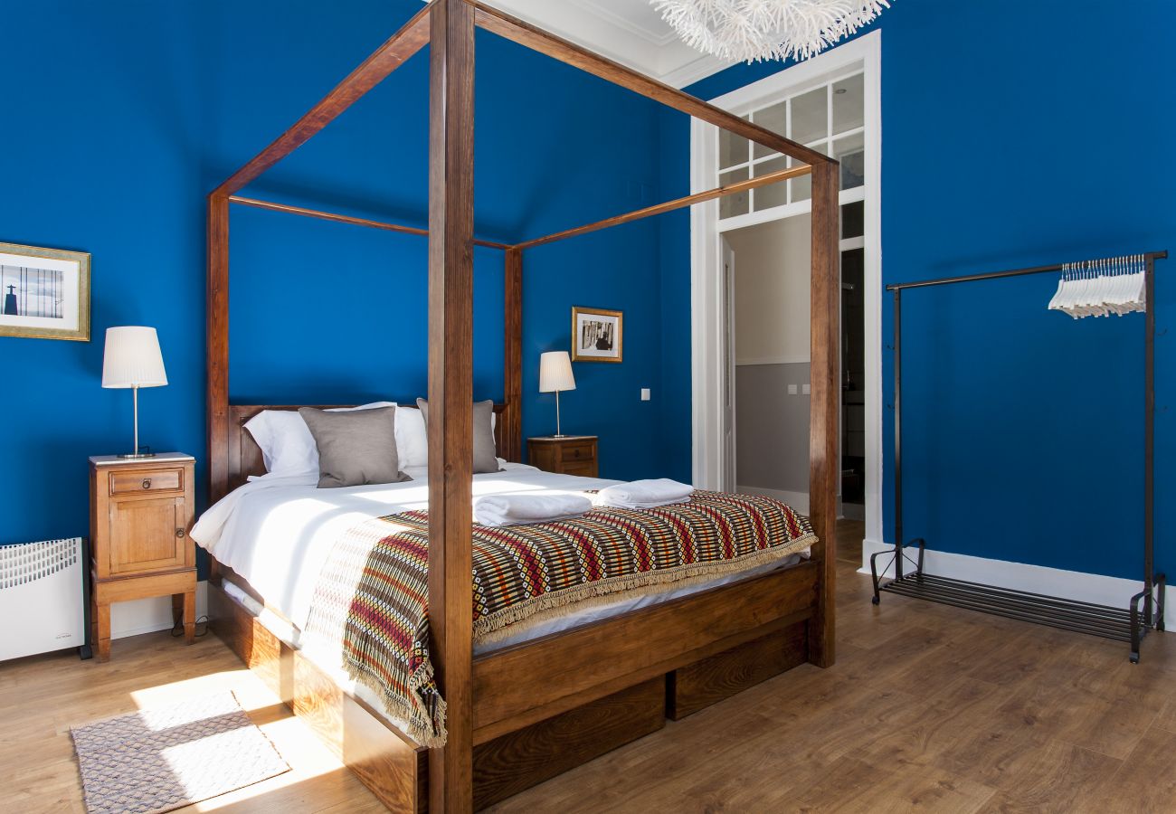 Apartamento em Lisboa - Big Bairro Alto 2E up to 27 guests by Central Hill
