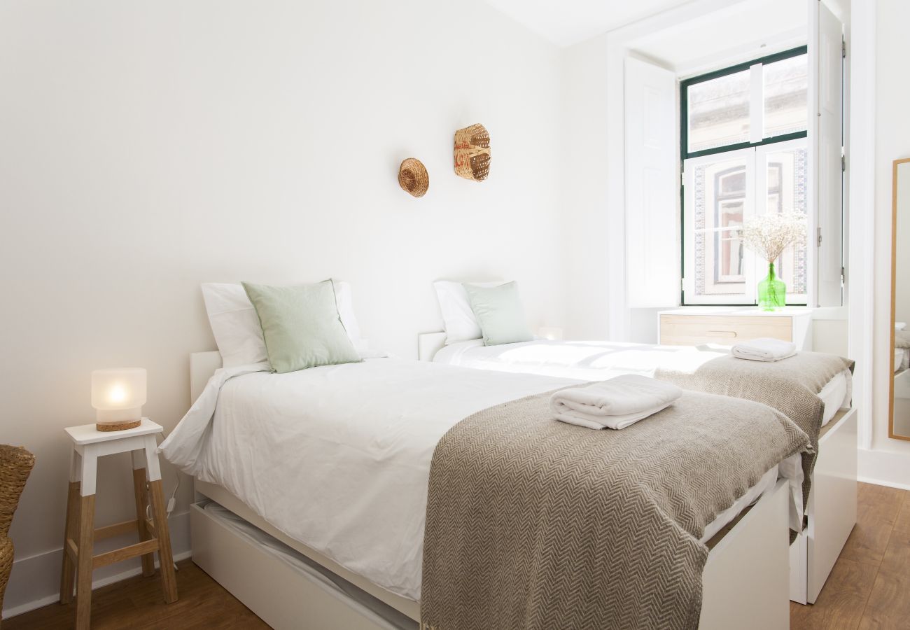 Apartamento em Lisboa - Big Bairro Alto 2E up to 27 guests by Central Hill