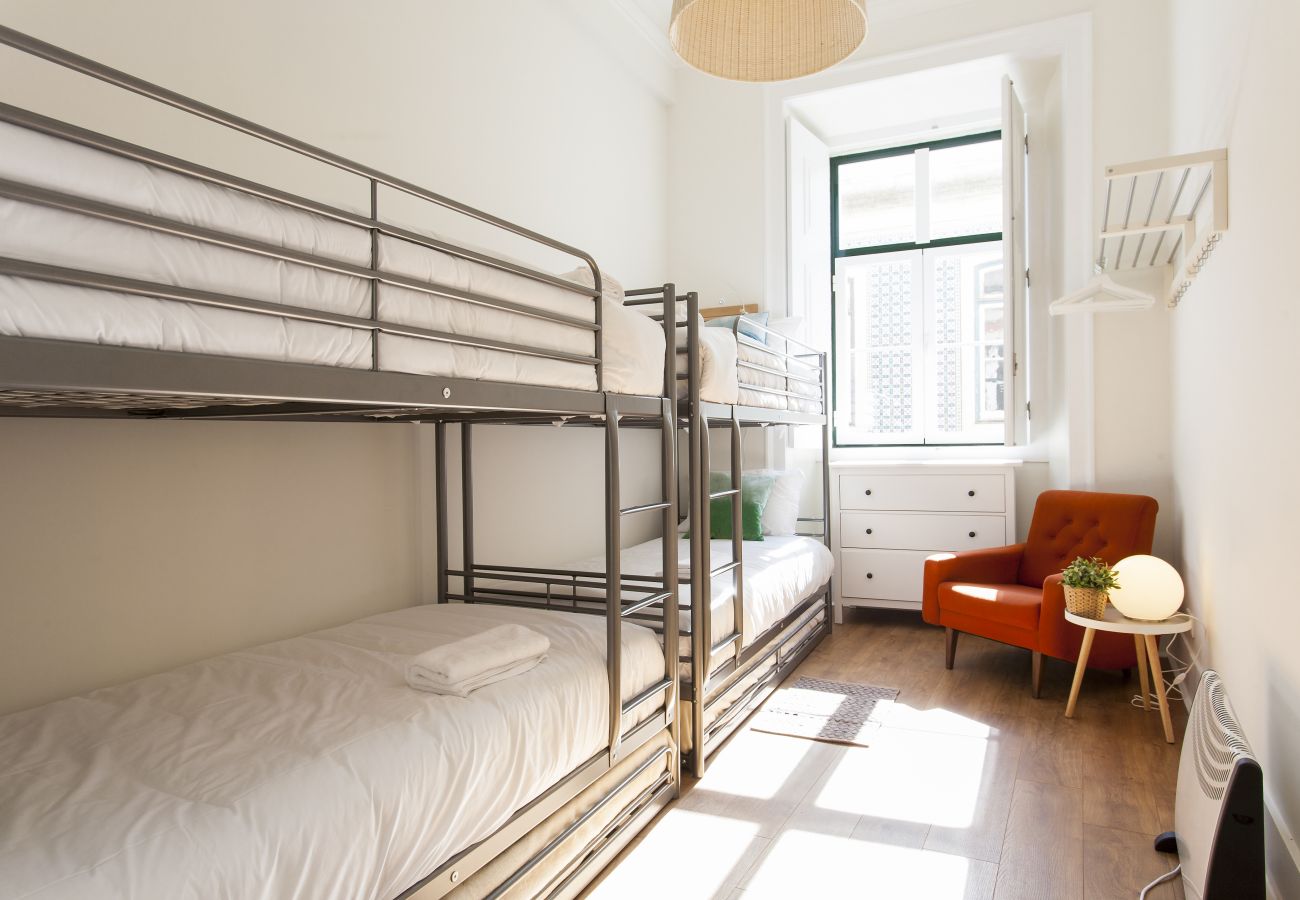 Apartamento em Lisboa - Big Bairro Alto 2E up to 27 guests by Central Hill