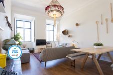Apartamento em Lisboa - Big Bairro Alto 2E up to 27 guests by... Apartamento em Lisboa - Big Bairro Alto 2E up to 27 guests by...