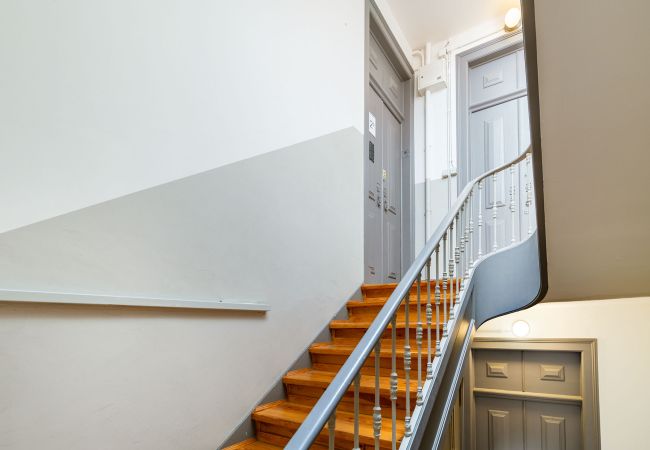 Apartamento em Lisbon - Bairro Alto View 3E up to 20guests by Central Hill Apartamento em Lisbon - Bairro Alto View 3E up to 20guests by Central Hill