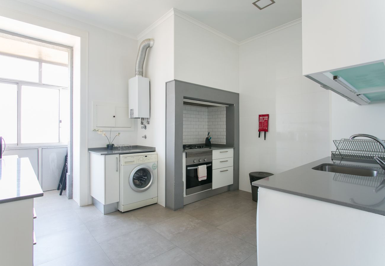 Apartamento em Lisboa - Bairro Alto w/ View up to 20guests by Central Hill