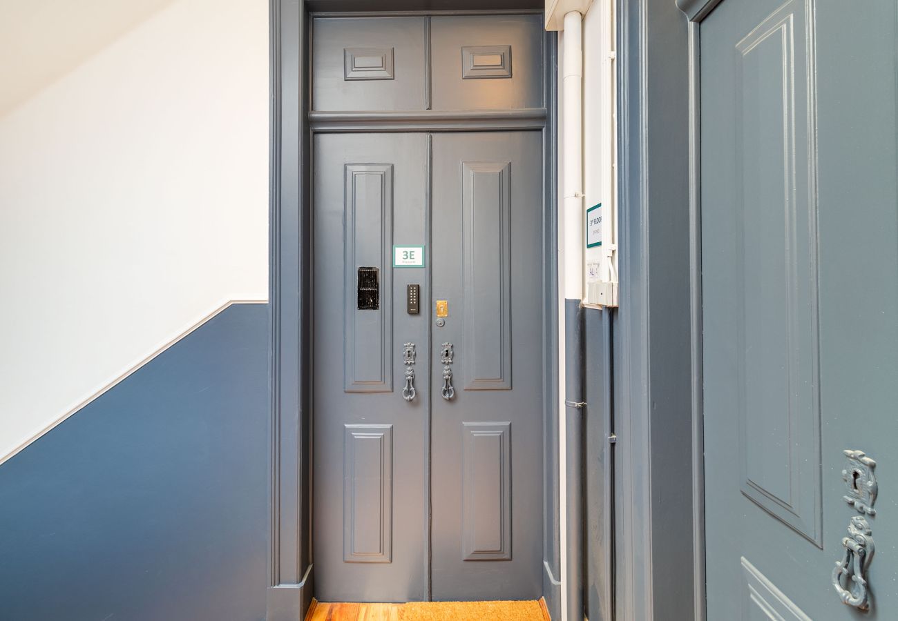 Apartamento em Lisboa - [NEW] Bairro Alto View 3E up to 21guests by Central Hill
