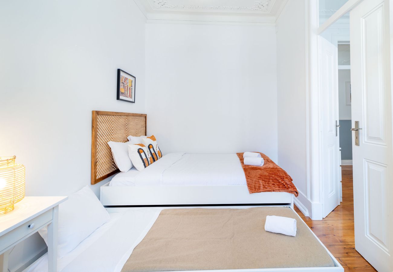Apartamento em Lisboa - [NEW] Bairro Alto View 3E up to 21guests by Central Hill