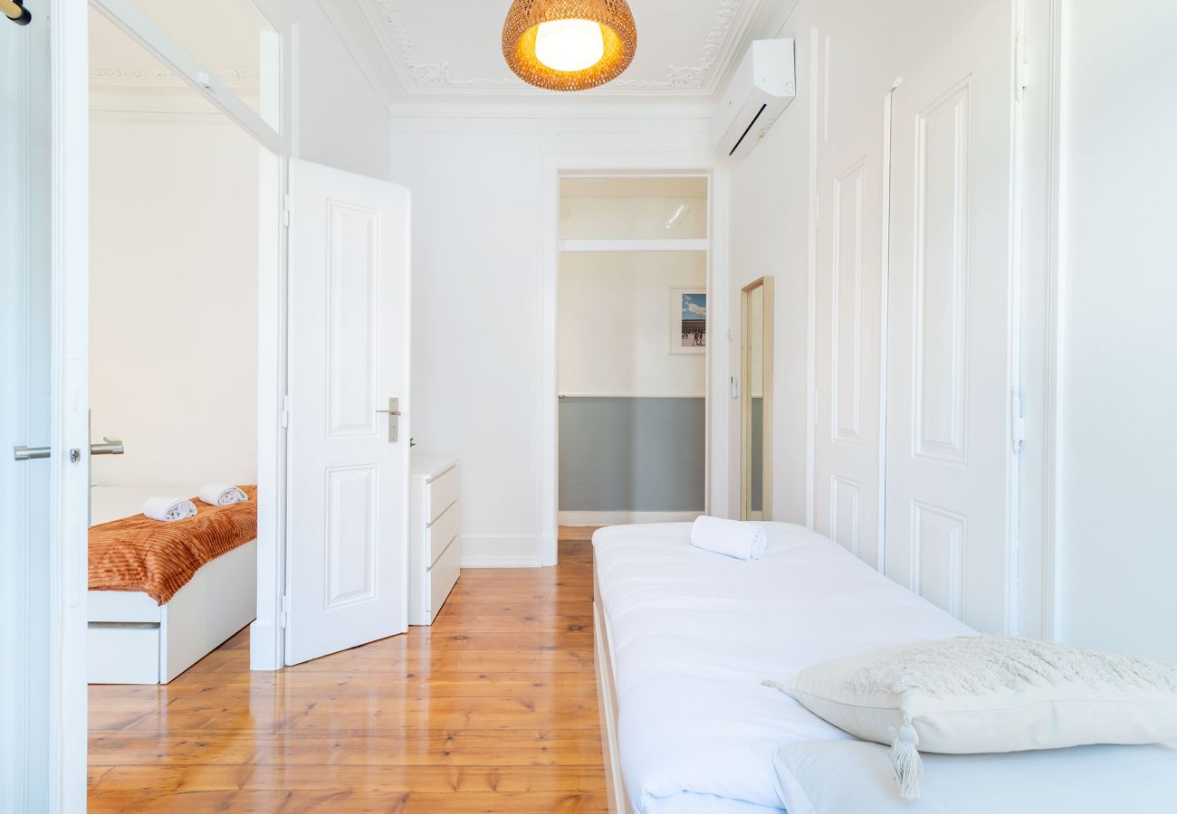 Apartamento em Lisboa - [NEW] Bairro Alto View 3E up to 21guests by Central Hill