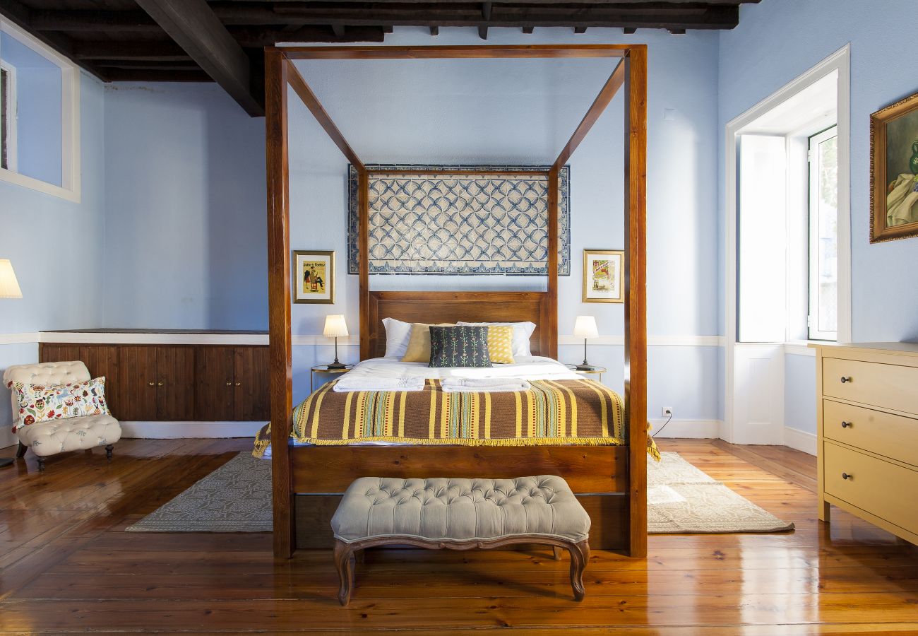 Apartamento em Lisboa - Big Flat w/Terrace up to 22guests by Central Hill