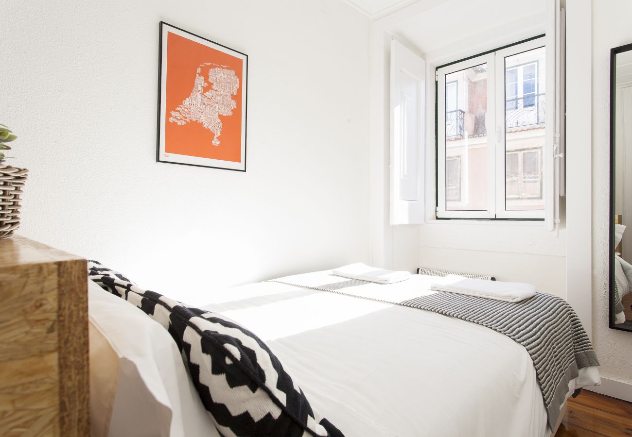 Apartamento em Lisboa - Big Flat w/Terrace up to 22guests by Central Hill