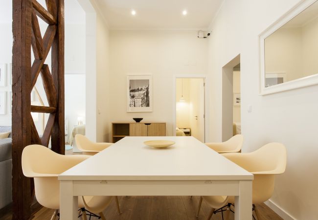 Apartamento em Lisbon - Central Downtown 1D up to 17guests by Central Hill Apartamento em Lisbon - Central Downtown 1D up to 17guests by Central Hill
