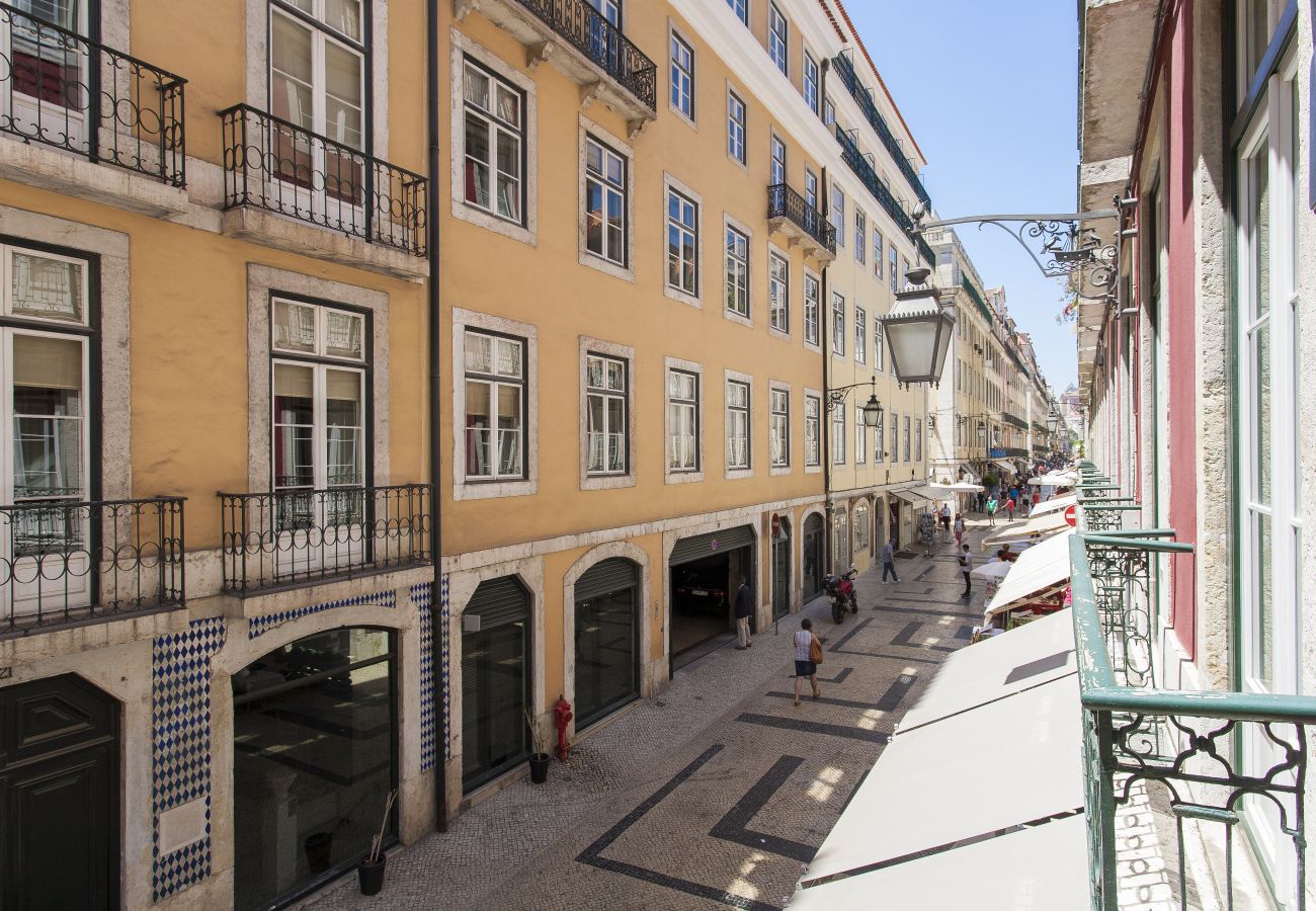 Apartamento em Lisboa - Central Downtown 1D up to 17guests by Central Hill