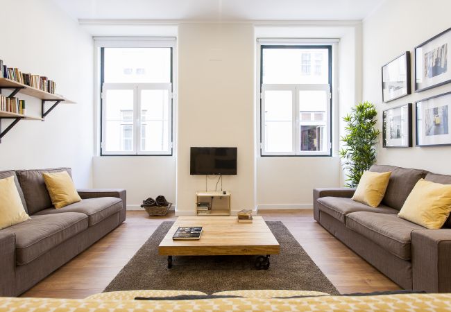 Apartamento em Lisbon - Central Downtown 2D up to 17guests by Central Hill Apartamento em Lisbon - Central Downtown 2D up to 17guests by Central Hill