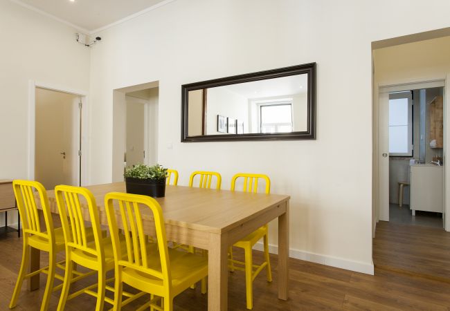 Apartamento em Lisbon - Central Downtown 2D up to 17guests by Central Hill Apartamento em Lisbon - Central Downtown 2D up to 17guests by Central Hill