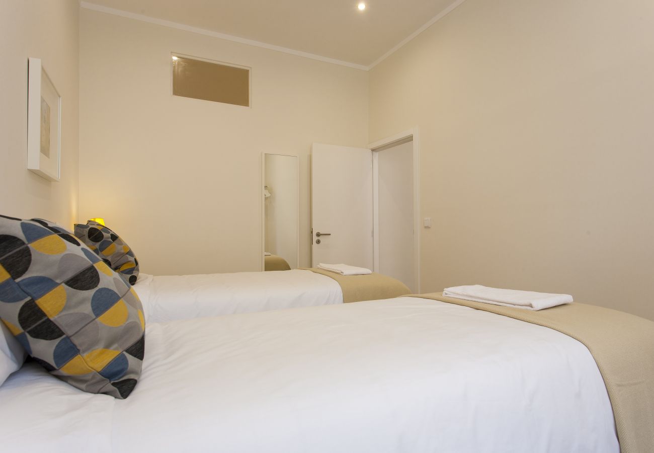 Apartamento em Lisboa - Central Downtown 2D up to 17guests by Central Hill