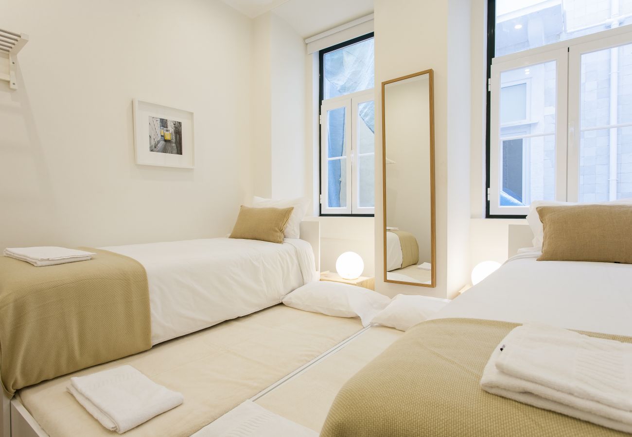 Apartamento em Lisboa - Central Downtown 2D up to 17guests by Central Hill