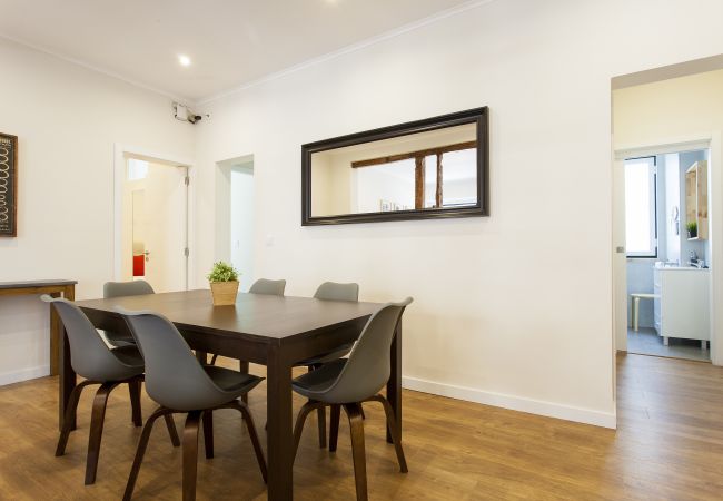 Apartamento em Lisbon - Central Downtown 4D up to 17guests by Central Hill Apartamento em Lisbon - Central Downtown 4D up to 17guests by Central Hill
