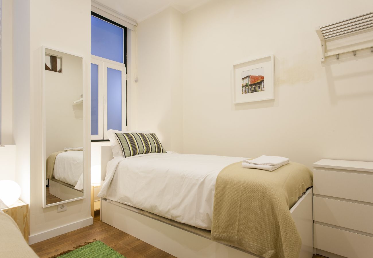 Apartamento em Lisboa - Central Downtown 1E up to 13guests by Central Hill