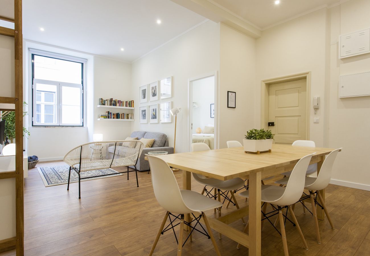 Apartamento em Lisboa - Central Downtown 2E up to 13guests by Central Hill