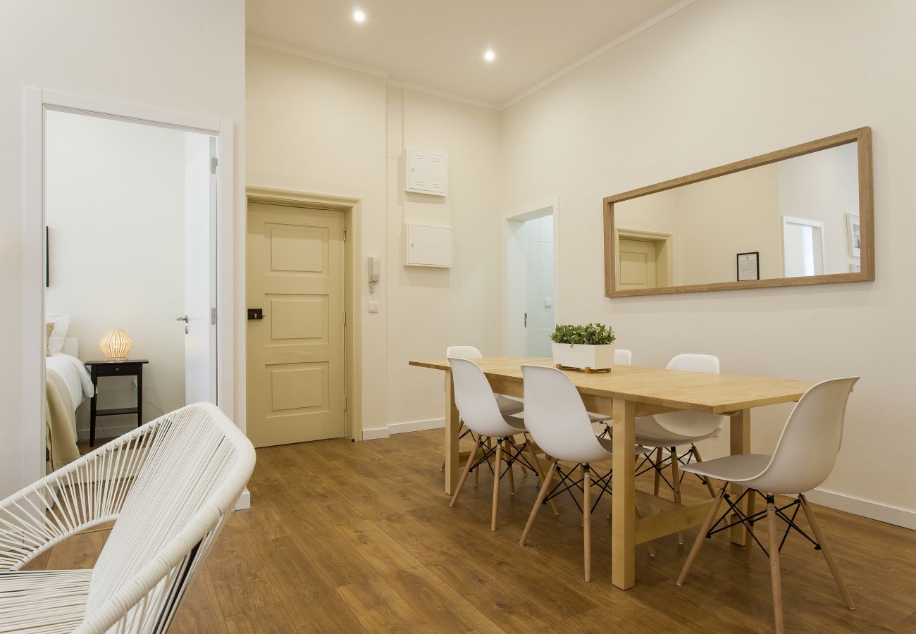 Apartamento em Lisboa - Central Downtown 2E up to 13guests by Central Hill