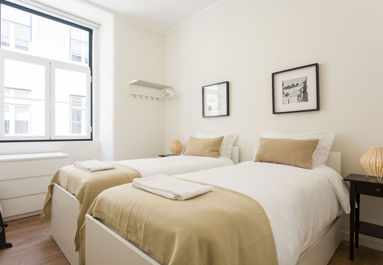 Apartamento em Lisboa - Central Downtown 2E up to 13guests by Central Hill