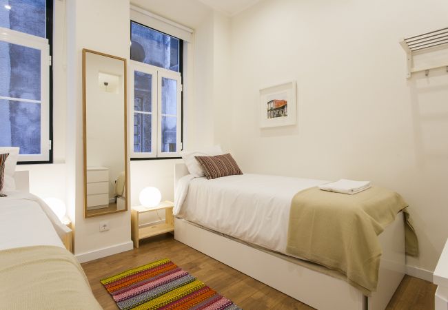 Apartamento em Lisbon - Central Downtown 3E up to 13guests by Central Hill Apartamento em Lisbon - Central Downtown 3E up to 13guests by Central Hill