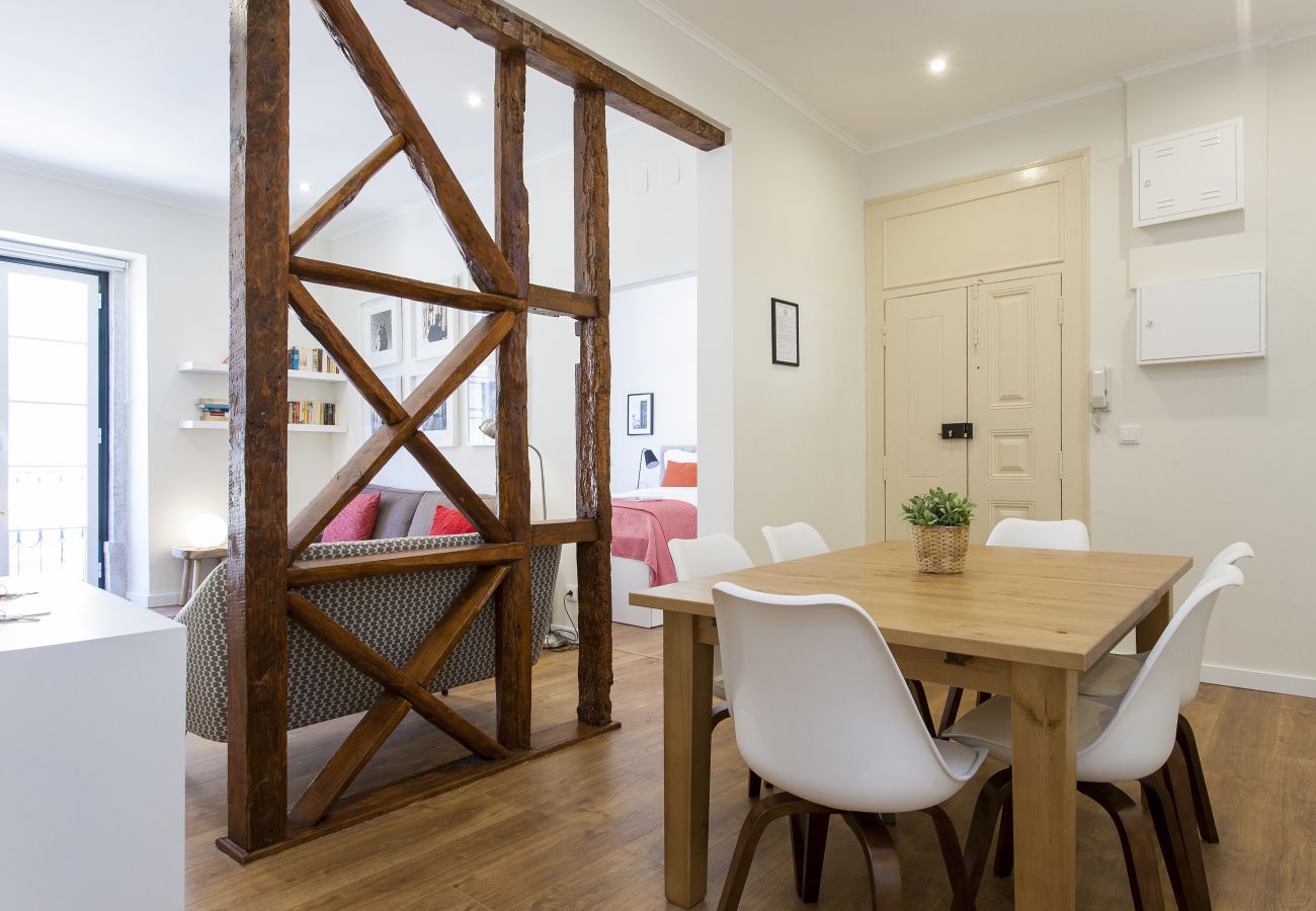 Apartamento em Lisboa - Central Downtown 4E up to 13guests by Central Hill