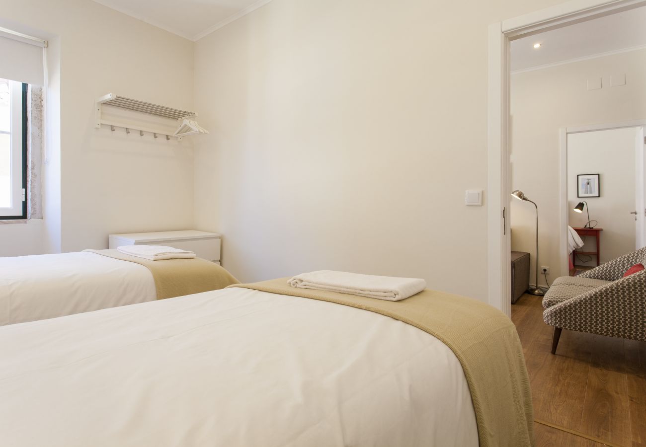 Apartamento em Lisboa - Central Downtown 4E up to 13guests by Central Hill