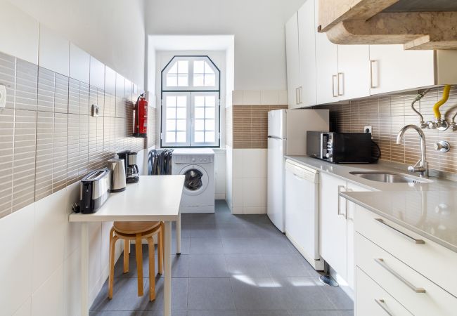 Apartamento em Lisbon - Central Chiado RC by Central Hill Apartamento em Lisbon - Central Chiado RC by Central Hill