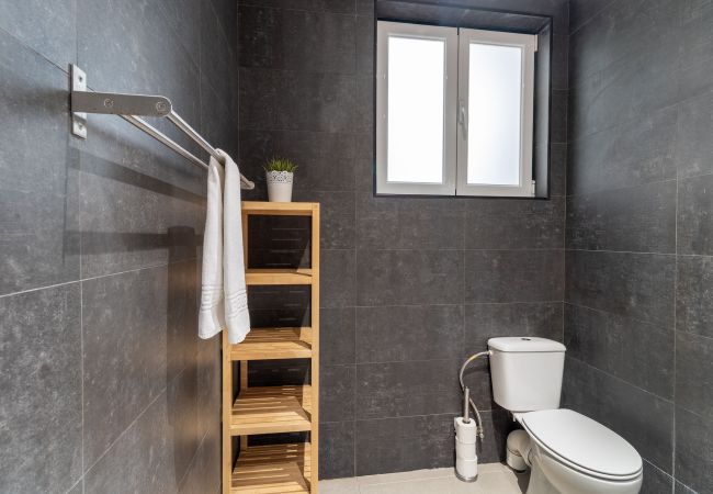 Apartamento em Lisbon - Central Chiado RC by Central Hill Apartamento em Lisbon - Central Chiado RC by Central Hill