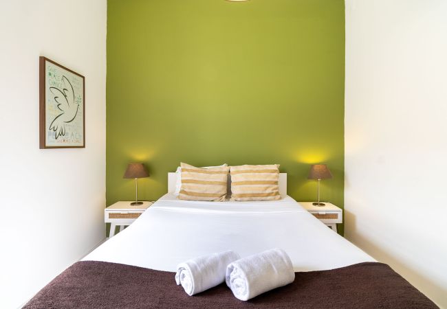 Apartamento em Lisbon - Central Chiado RC by Central Hill Apartamento em Lisbon - Central Chiado RC by Central Hill