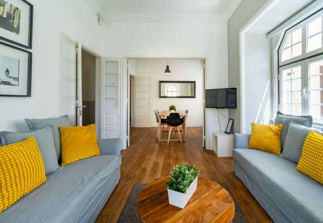 Apartamento em Lisbon - Central Chiado RC by Central Hill Apartamento em Lisbon - Central Chiado RC by Central Hill