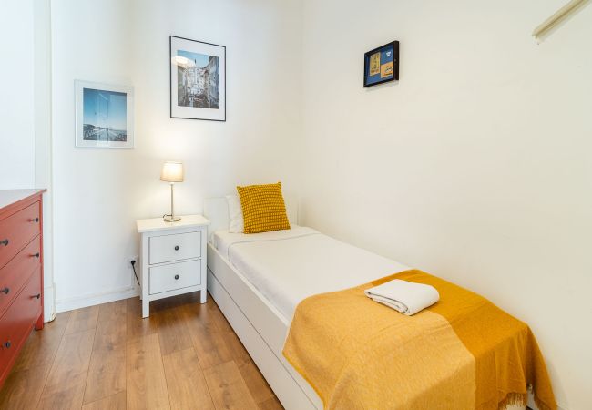 Apartamento em Lisbon - Central Chiado RC by Central Hill Apartamento em Lisbon - Central Chiado RC by Central Hill