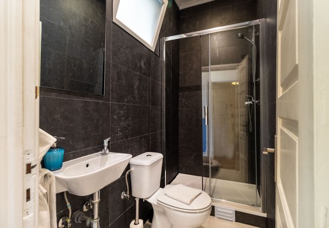 Apartamento em Lisbon - Central Chiado 1E by Central Hill Apartamento em Lisbon - Central Chiado 1E by Central Hill