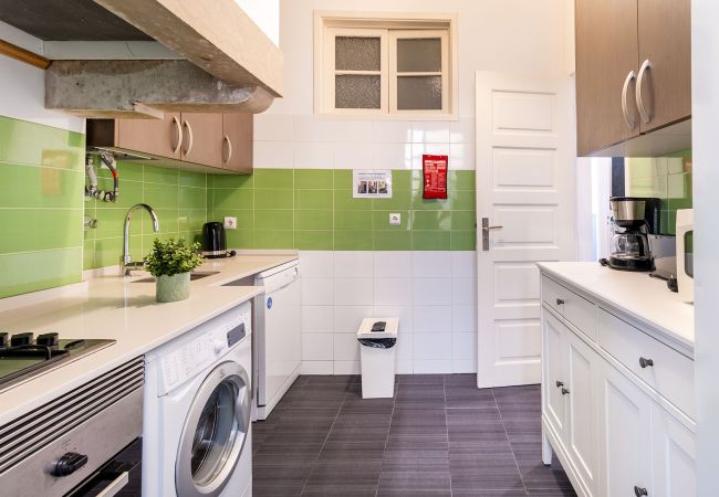 Apartamento em Lisbon - Central Chiado 1E by Central Hill Apartamento em Lisbon - Central Chiado 1E by Central Hill